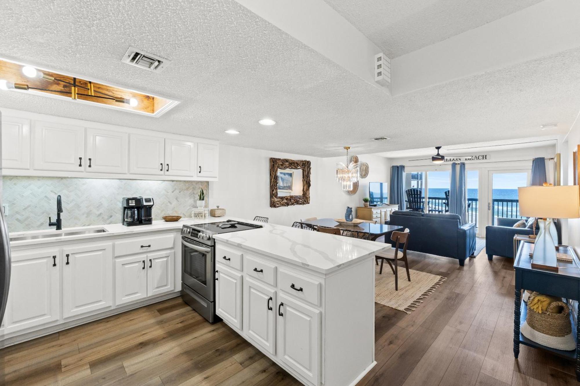 Pinnacle Port Beach Resort Panama City Beach Rum bild